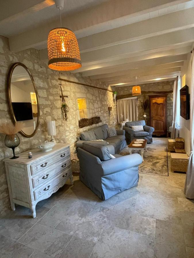 Gite Le Montinho Fontevraud L'Abbaye Eksteriør bilde